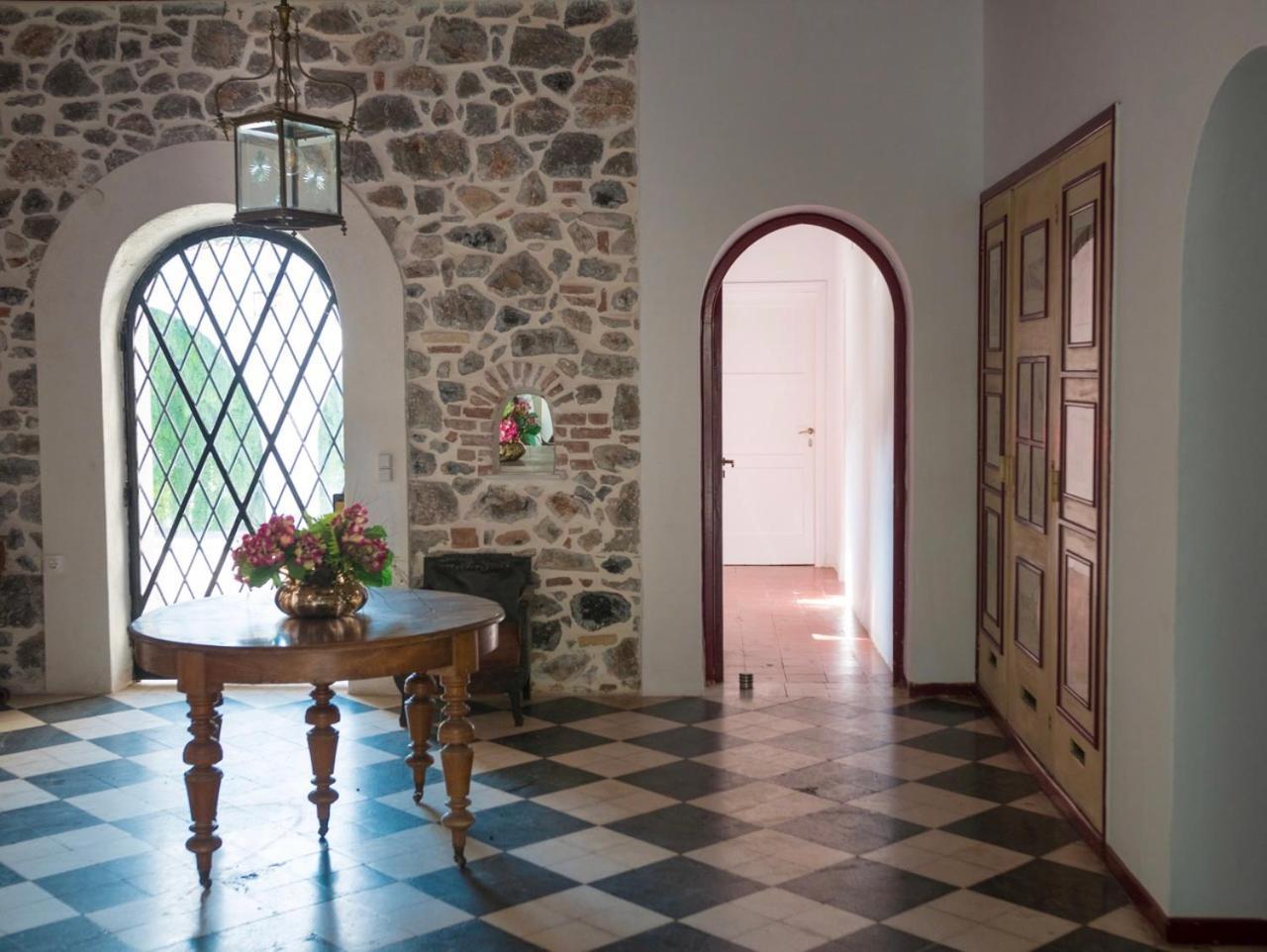 The Villa Averoff Kirinthos Bagian luar foto